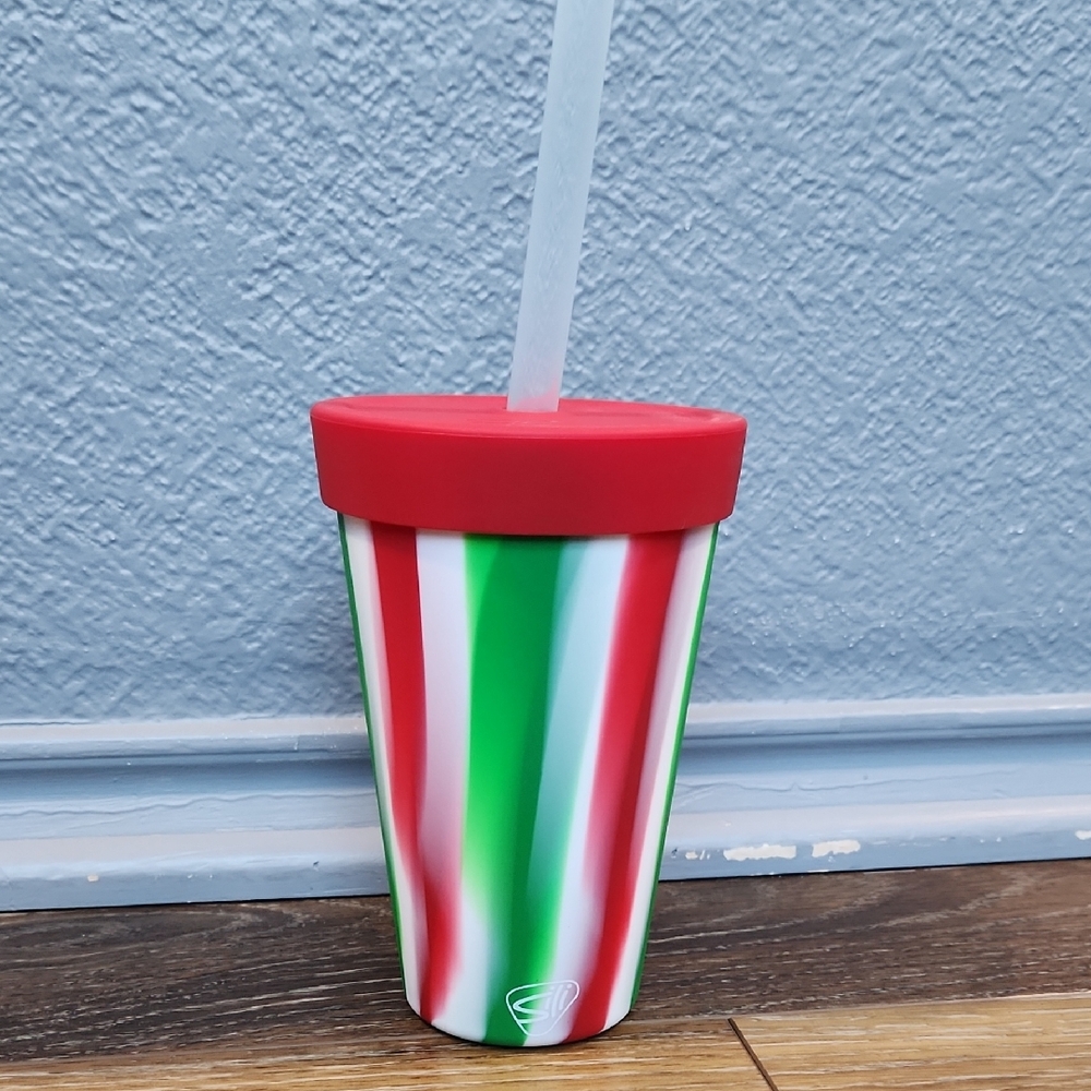 NWOT Silipint 16 oz Straw Tumbler Poinsettia Stripe Red Green White